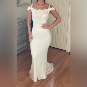 BRAND NEW Sherri Hill White Gown